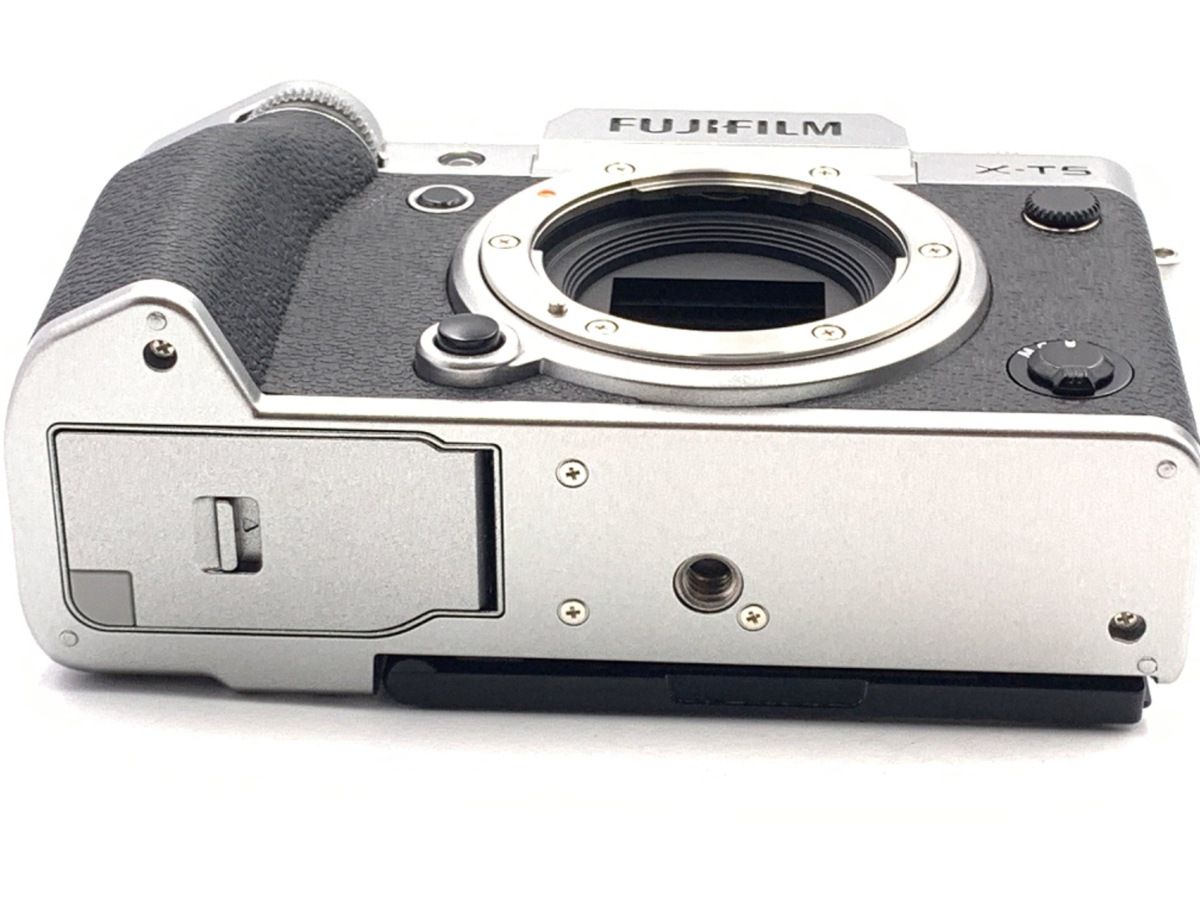  フジフイルム X T 5 JP ボディ シルバー ミラーレス一眼 デジタルカメラ