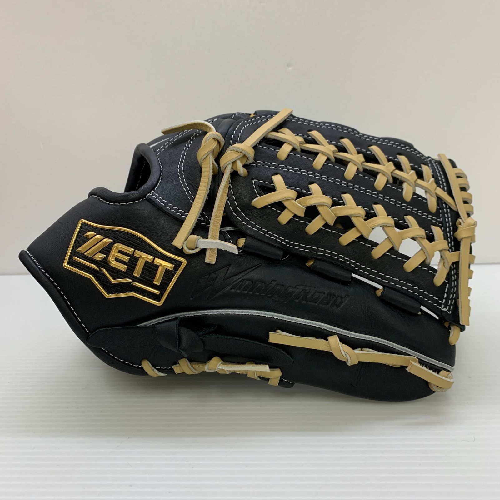 ゼット ZETT ウイニングロード 軟式 大人 一般 オールラウンド グローブ グラブ 右投げ 野球 6774
