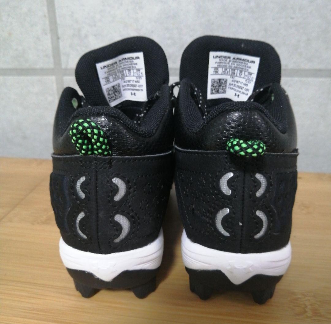 アンダーアーマー ハーパー8MidRm キッズ 野球 スパイク - メルカリ