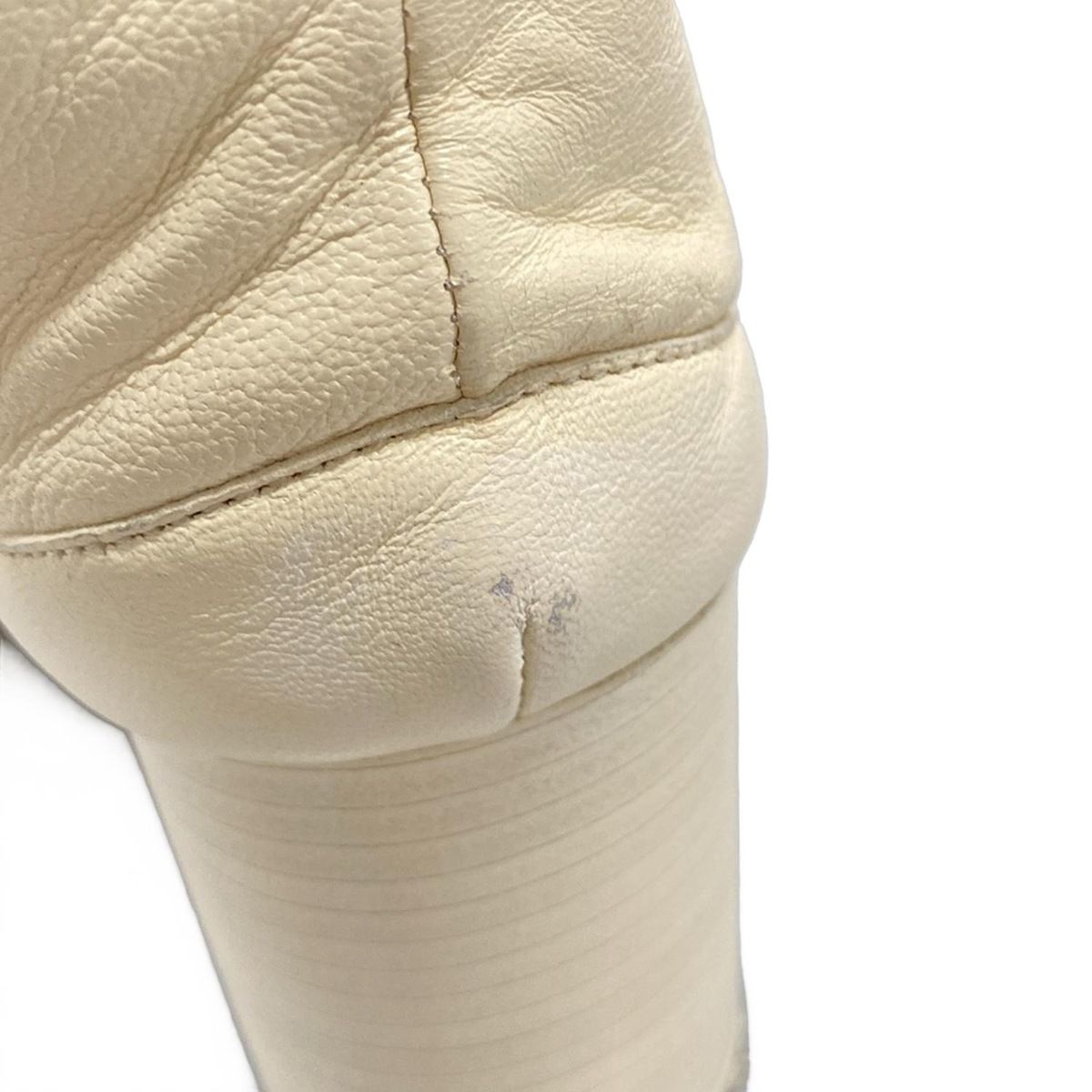 ショートブーツ