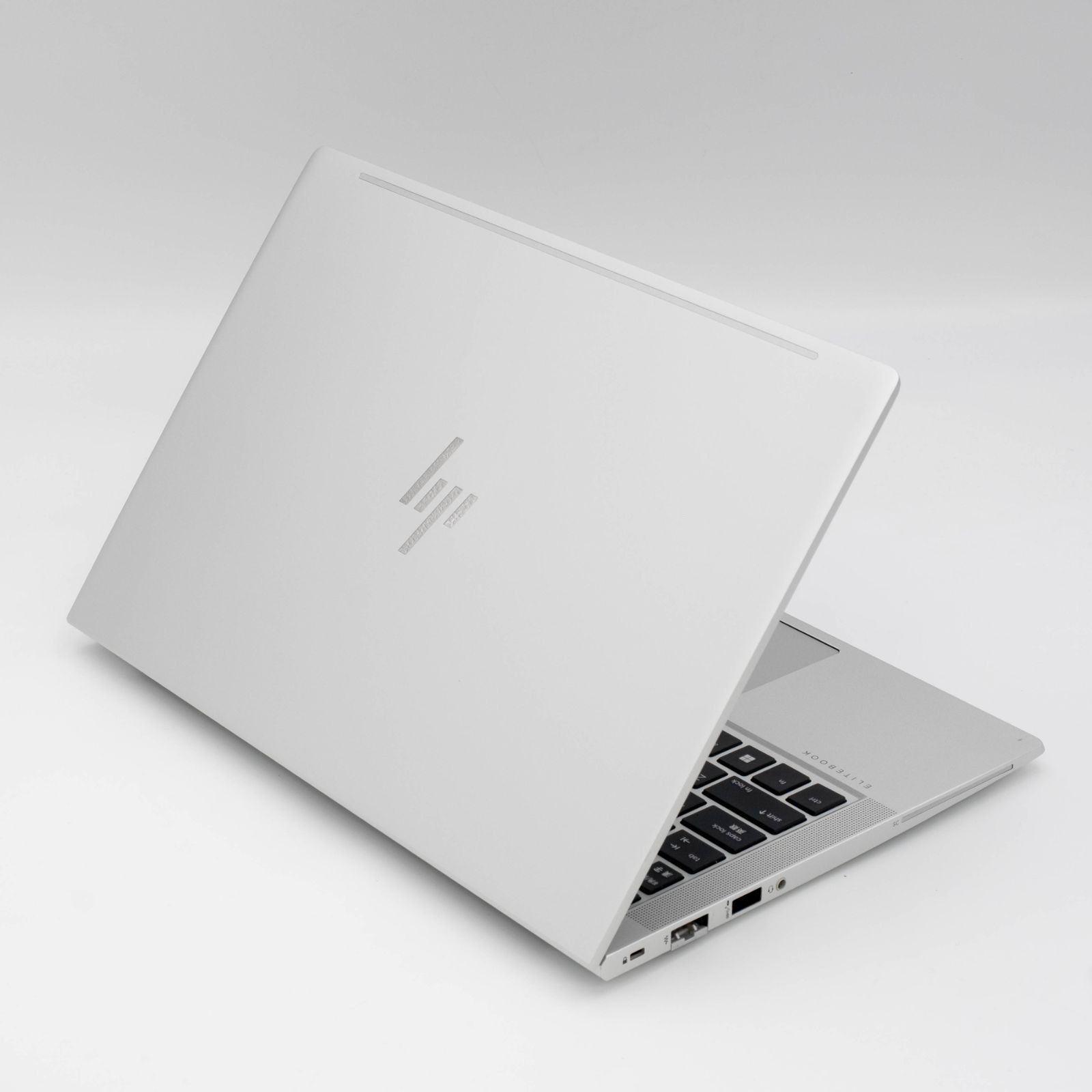 中古品】EliteBook 630 G9 HP 13.3インチ 第12世代Core i5 管26985