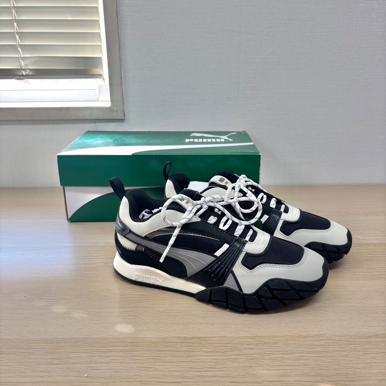 PUMA カイロン ミッドナイト サン ウィメンズ 23 cm スニーカー