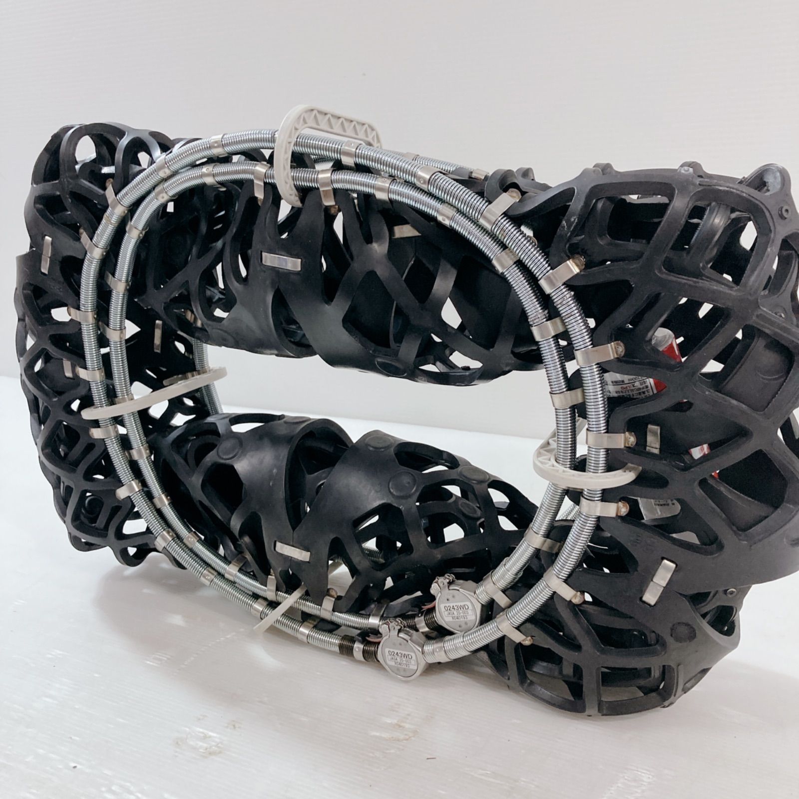  Yeti Snow Net 非金属タイヤチェーン 0243 WD X 040193 タイヤチェーン 冬タイヤ 滑り止め 非金属チェーン チェーン 滑り止め