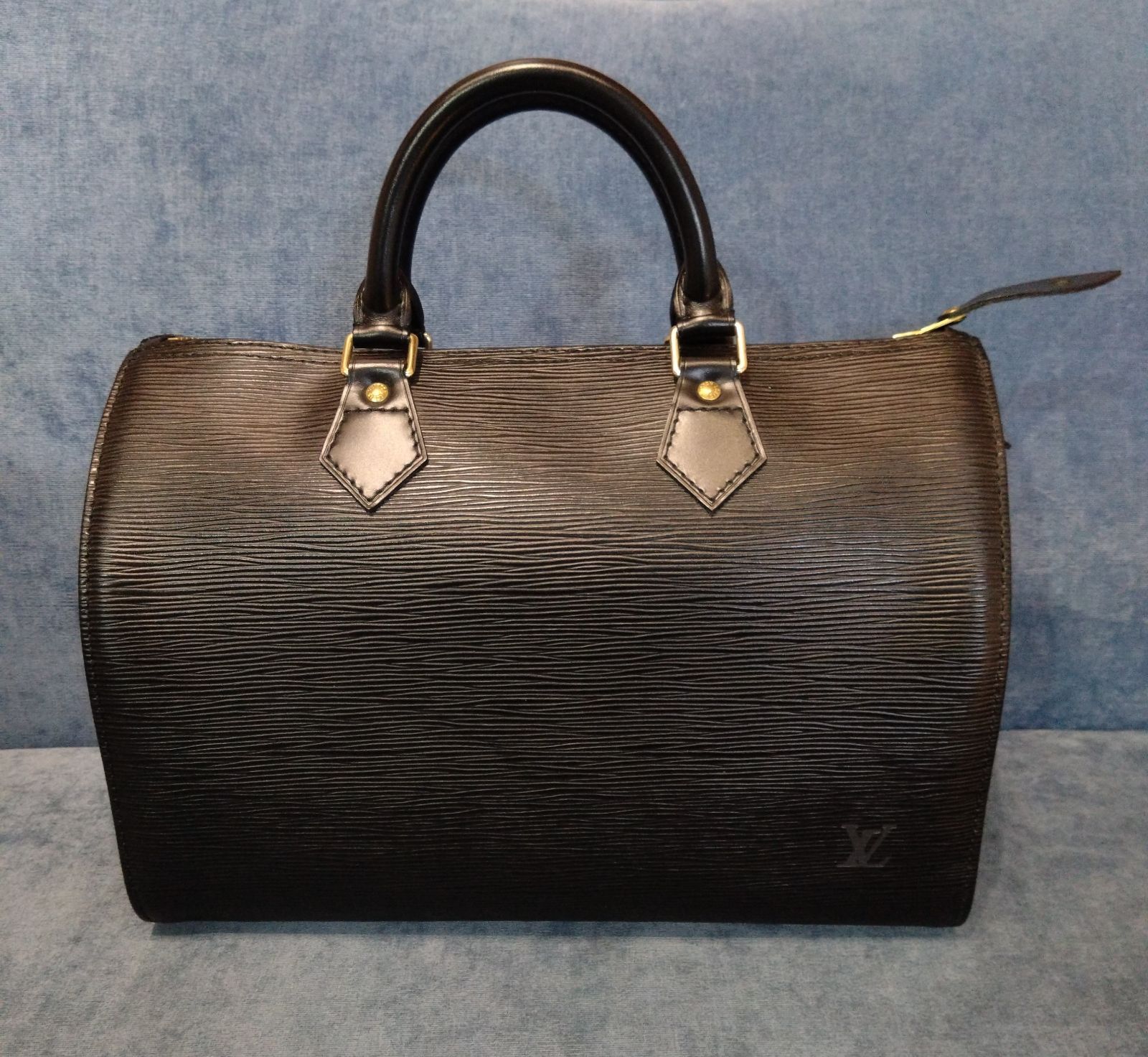 ボストンバッグ ブラック