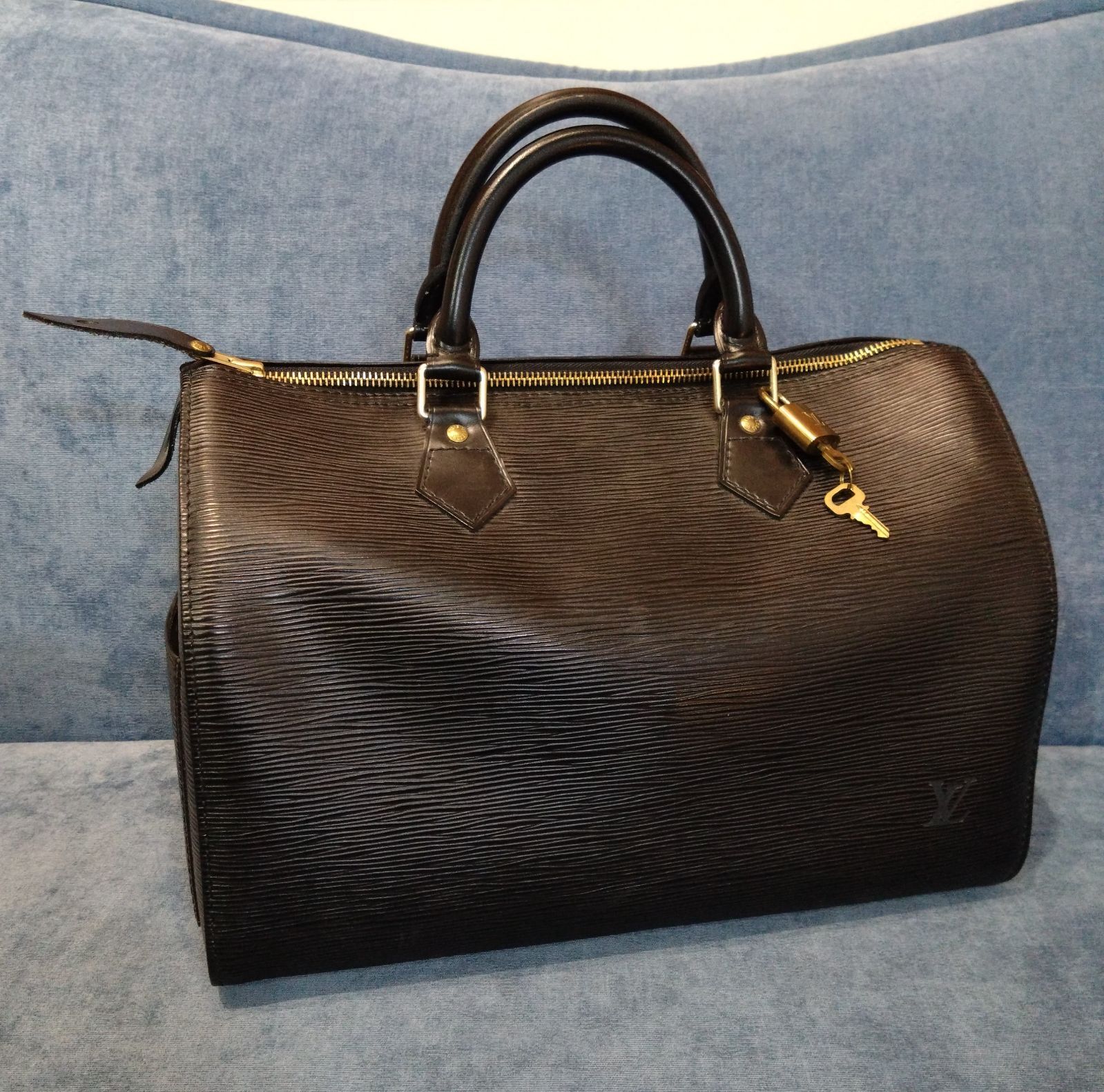 NA04749 LOUIS VUITTON ルイヴィトン エピ スピーディ30 ボストンバッグ ブラック M43002