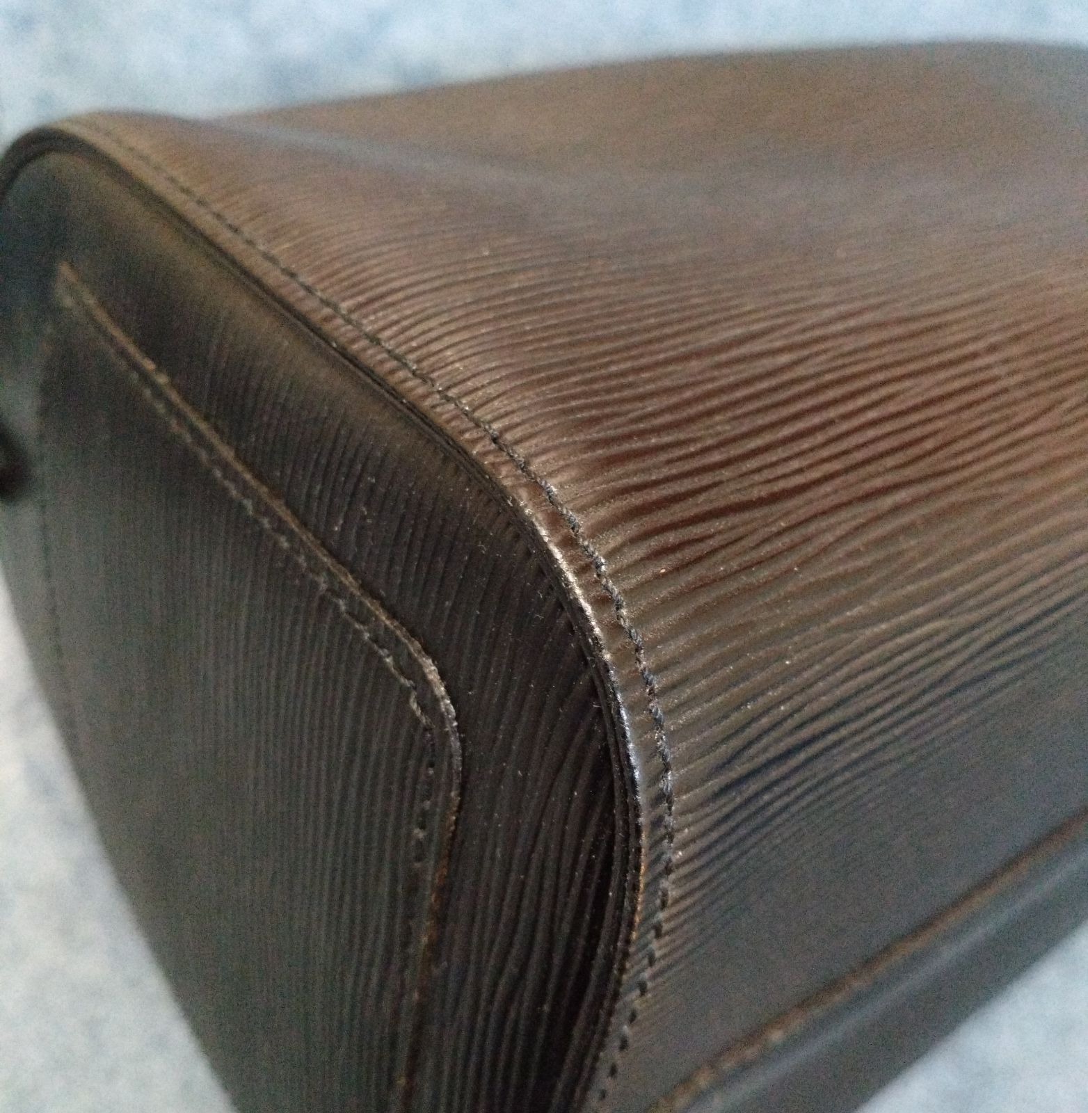 ボストンバッグ ブラック