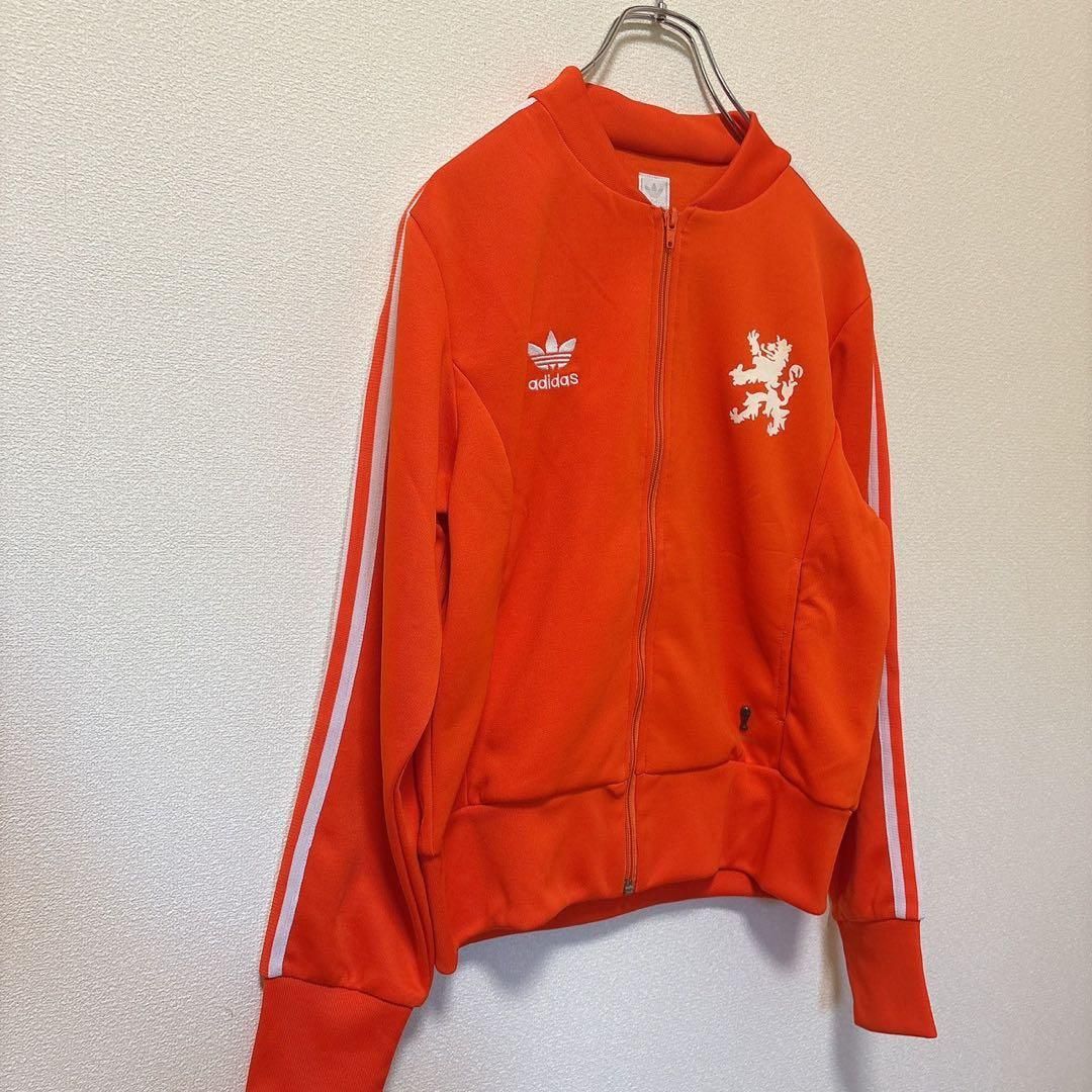 オレンジ ジャージ