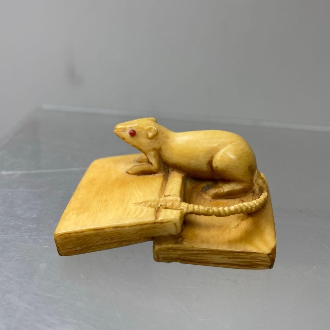 根付け　ねずみ　鼠 極上 ネズミ 根付 11g 東さ7-0219ア㉜ - メルカリ