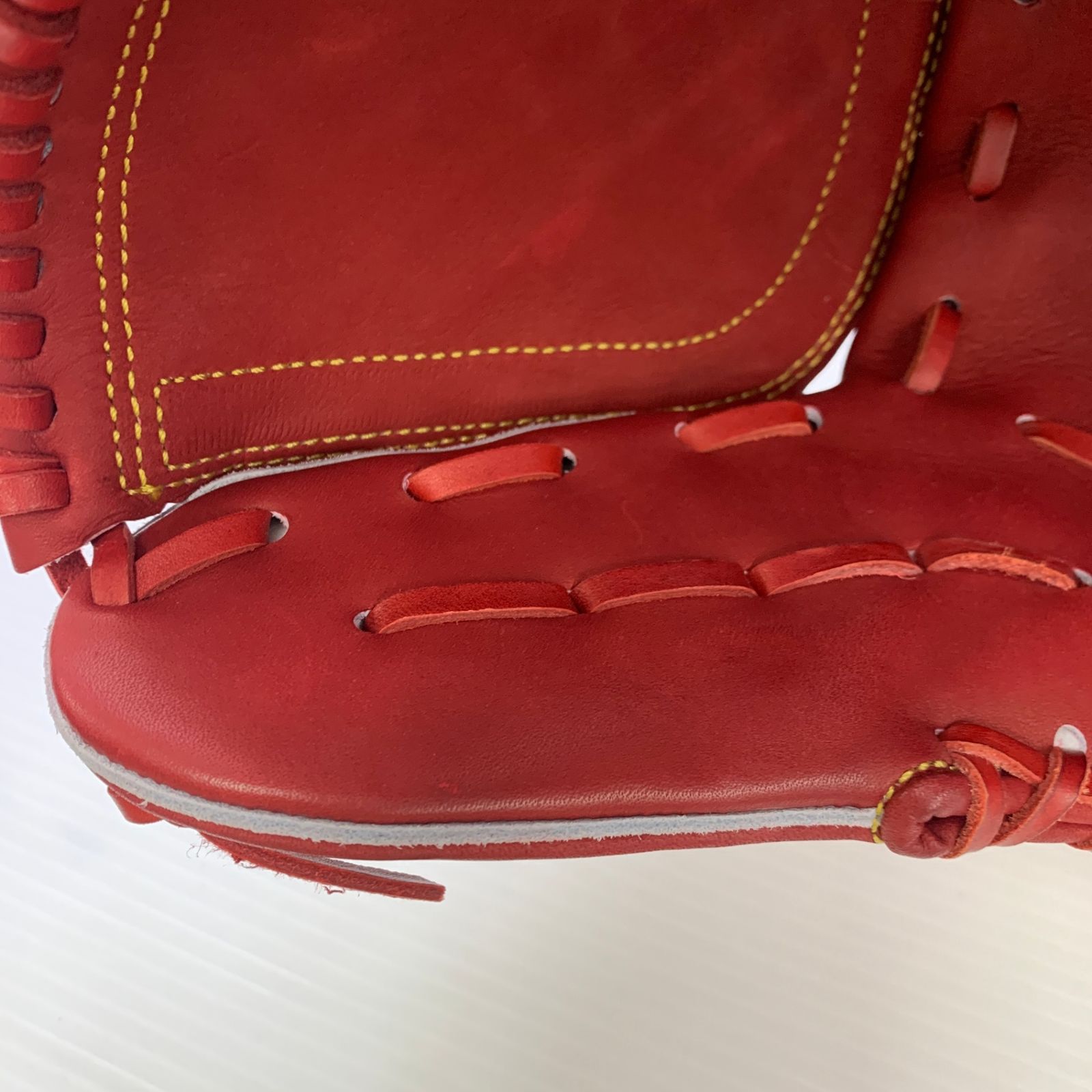 グローブ ピッチャー