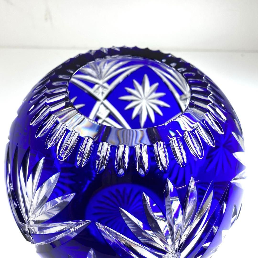 バカラ高級ライン　珍品被せ青ガラス　切子花瓶　共箱　東Y7-0220☆1Fトルコ バカラ高級ライン 珍品被せ青ガラス 切子花瓶 共箱 東Y7-0220☆1F