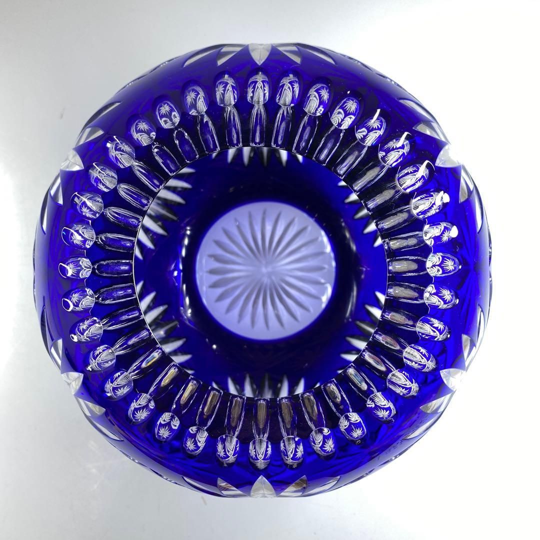 バカラ高級ライン　珍品被せ青ガラス　切子花瓶　共箱　東Y7-0220☆1Fトルコ バカラ高級ライン 珍品被せ青ガラス 切子花瓶 共箱 東Y7-0220☆1F