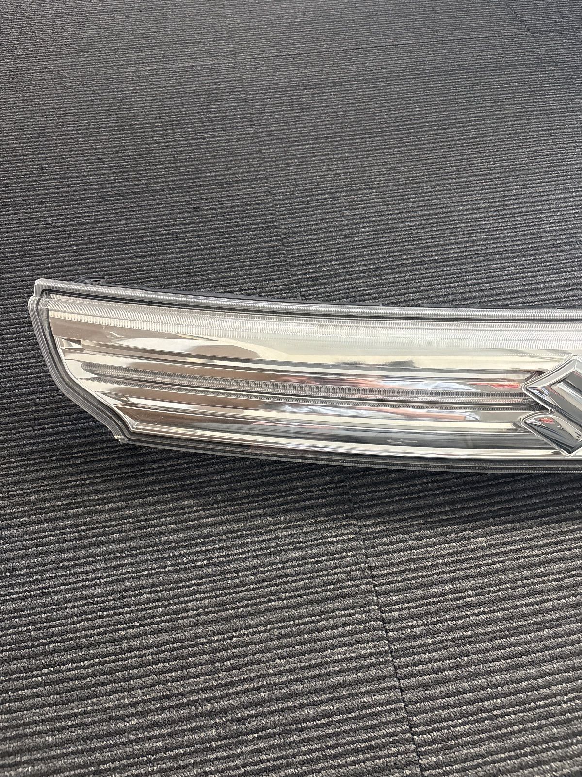 スペーシアカスタム グリル スペーシアカスタム【MK53S】純正OP