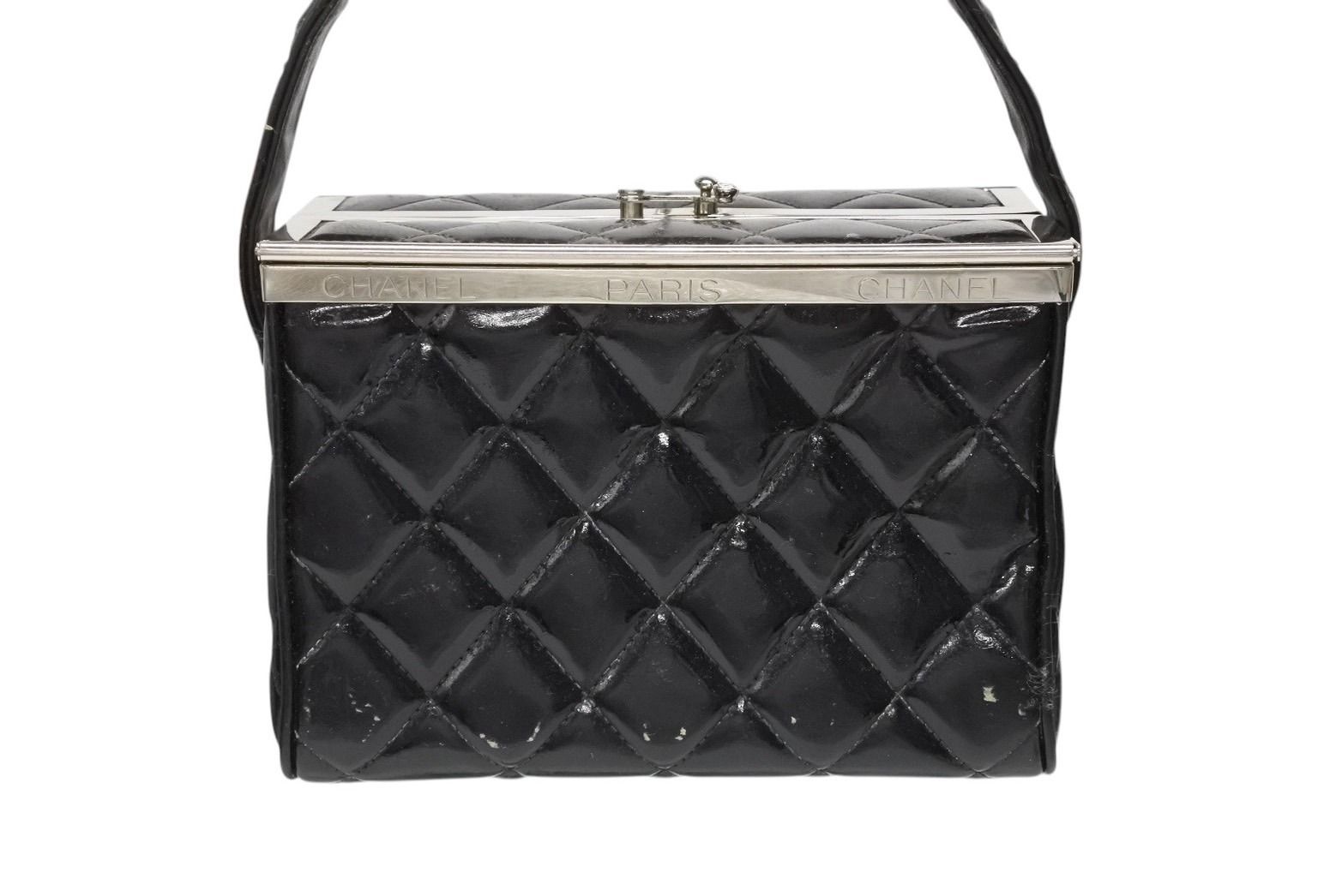 CHANEL シャネル マトラッセ スクエア バニティバッグ 観音開 ハンドバッグ 4番台 パテントレザー ブラック シルバー金具 4b007939