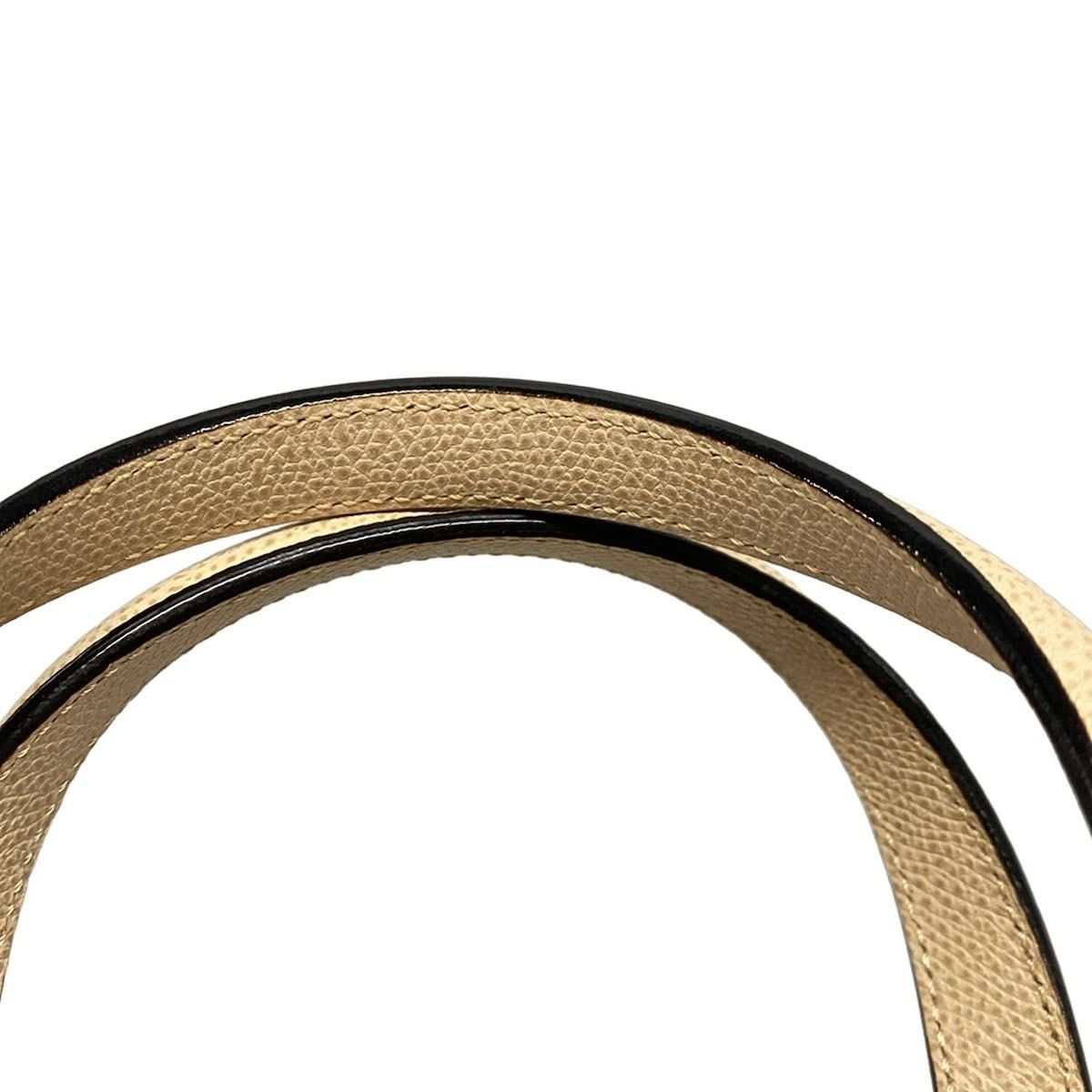 トリエンナーレ