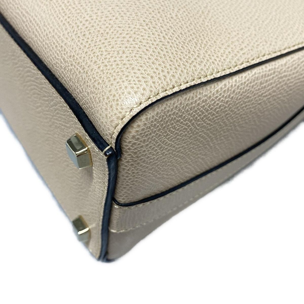 スモール トリエンナーレ