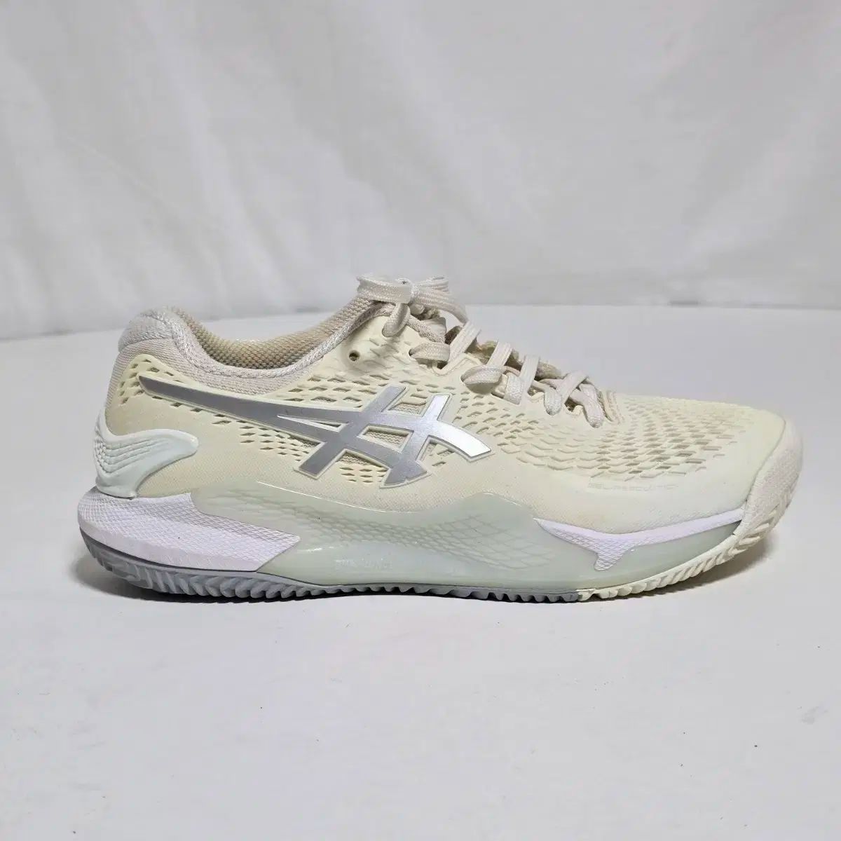 9 テニスシューズ