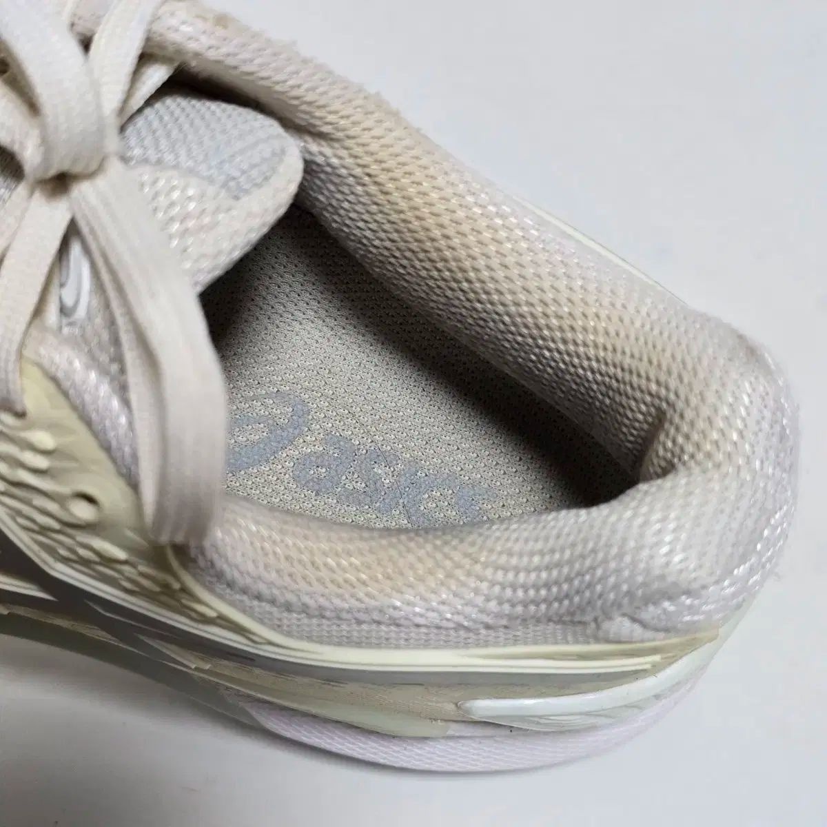 9 テニスシューズ