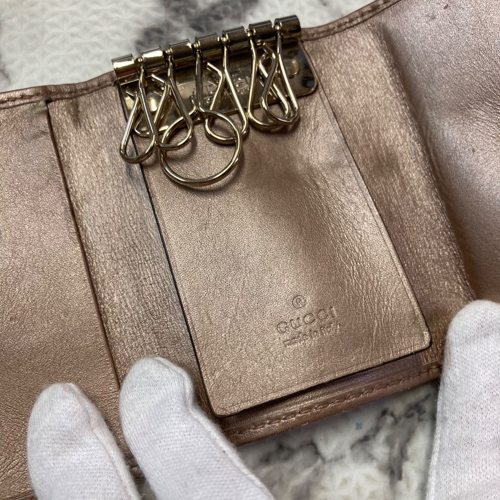 GUCCI GGパターン キーケース　新品未使用 Gucci GGパターン キーケース ハート型ロゴ 【9977a28e】 - メルカリ