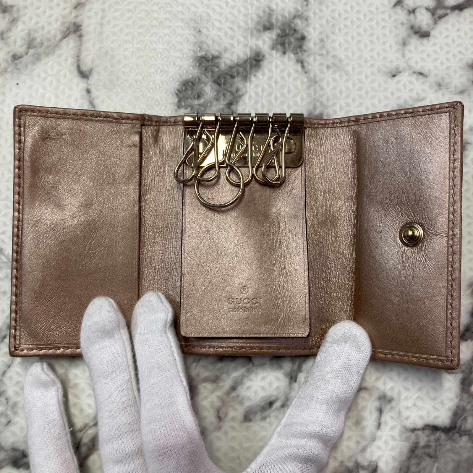 Gucci GGパターン キーケース ハート型ロゴ 【9977a28e】 - メルカリ