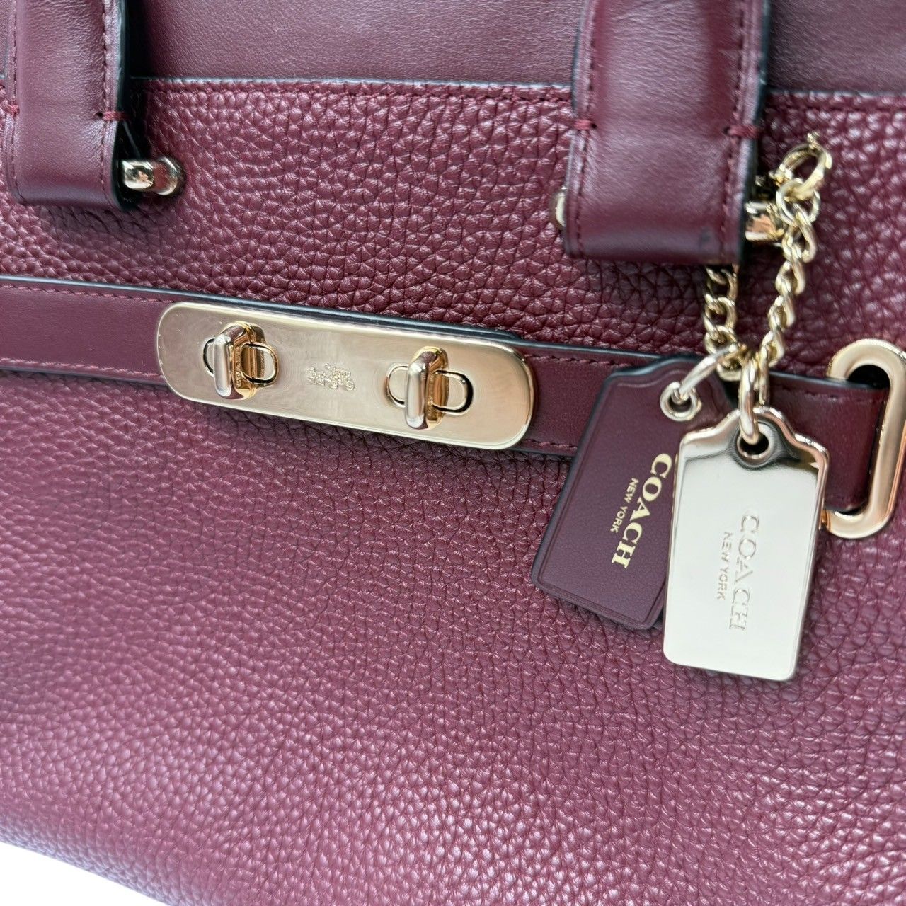 コーチ スワッガー27