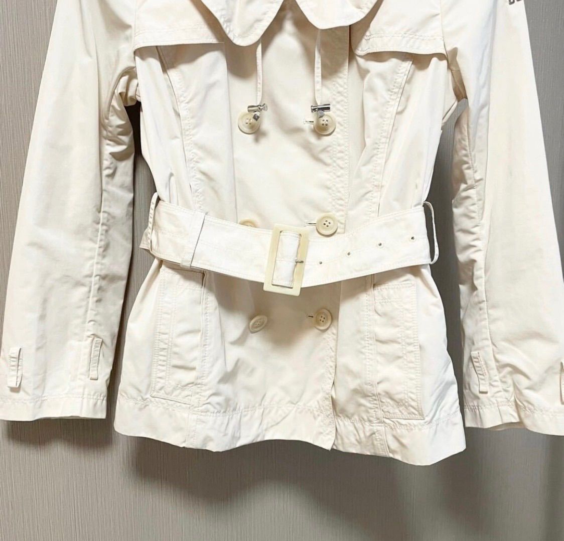 新品同様【Moncler】トレンチコート 00サイズ 洗練されたトレンチコート