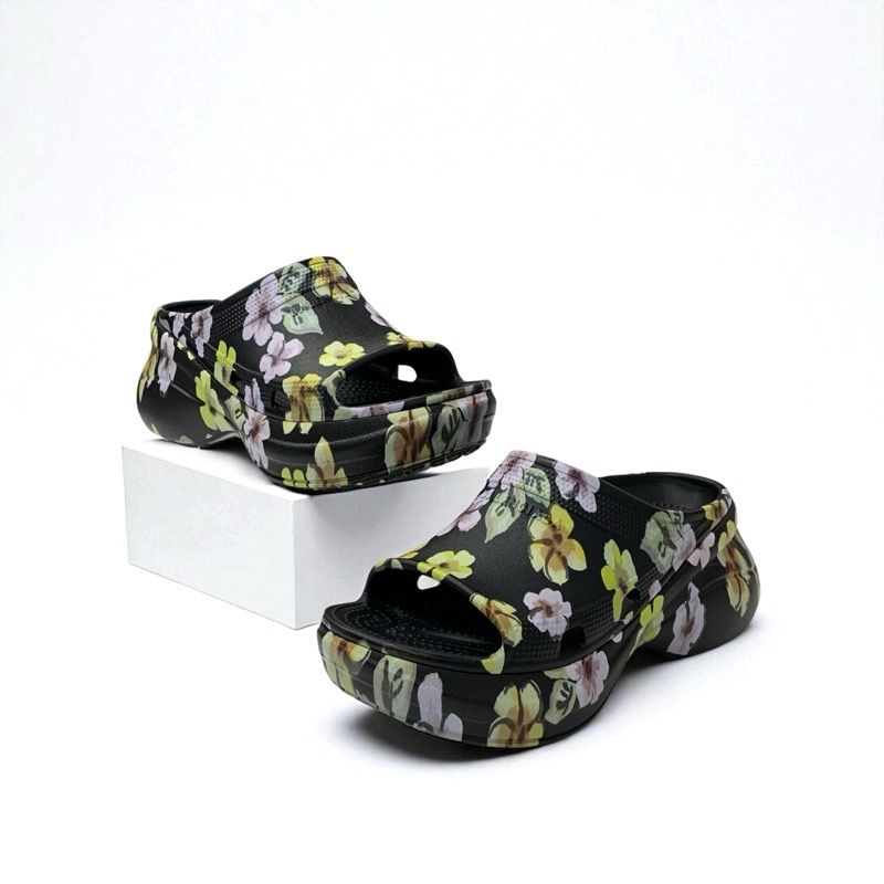 バレンシアガ BALENCIAGA Pool Crocs サンダル 靴 シューズ EVA