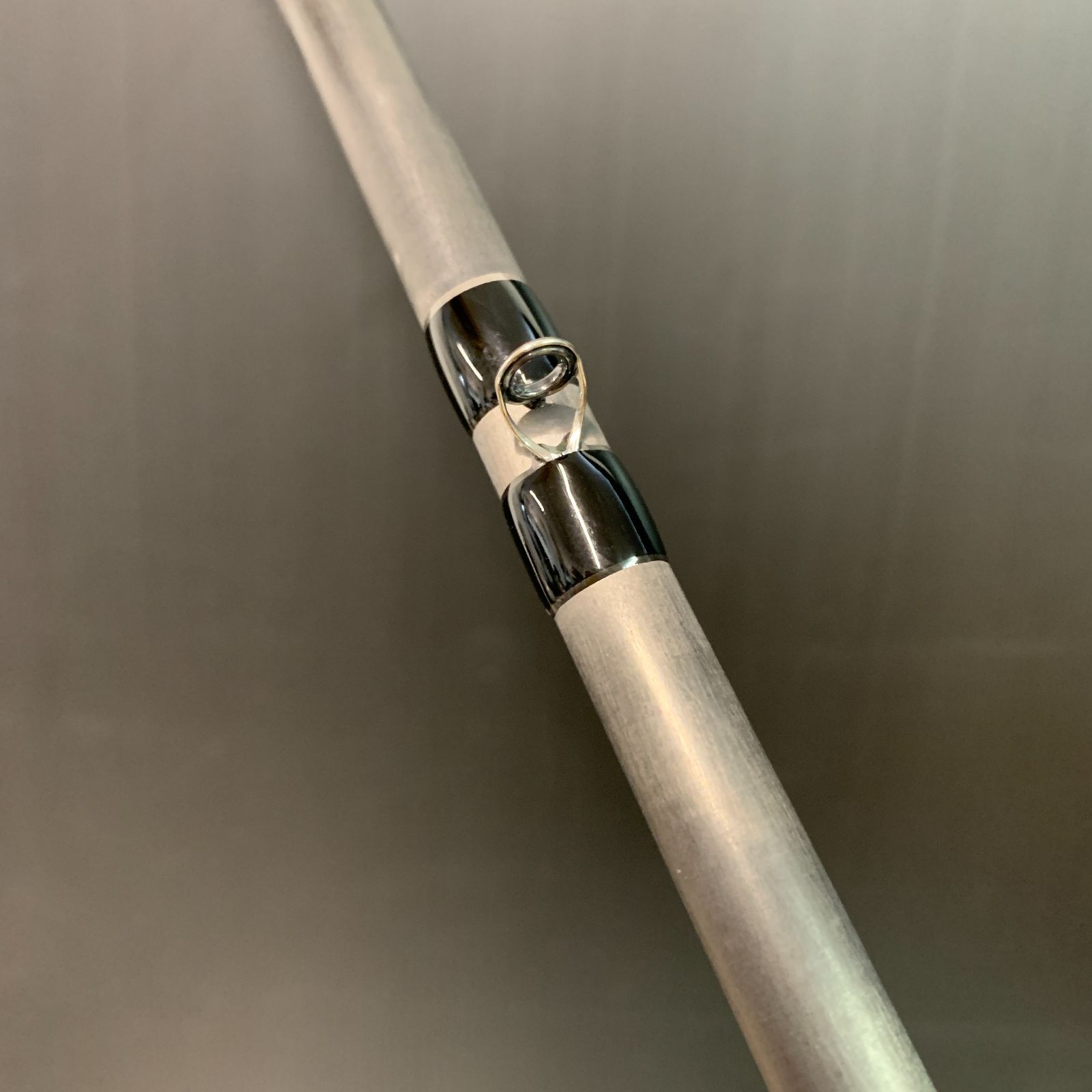 グレイゴーストGRAYGHOST