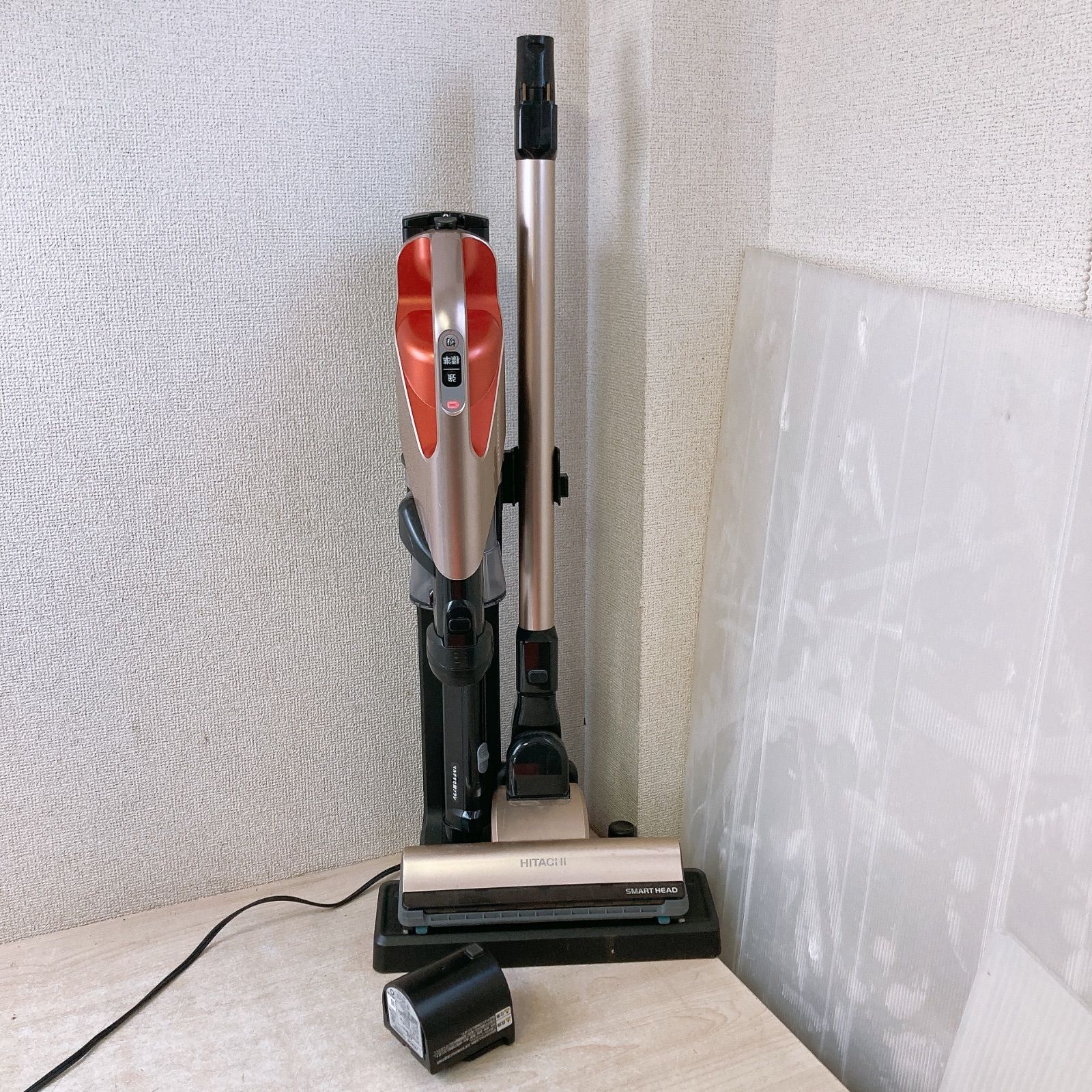 通電 済 日立 コードレス掃除機 充電式掃除機 充電スタンド 予備バッテリー付属 PV BEH 900 PVC 01 A PVB 2125 B HITACHI 品