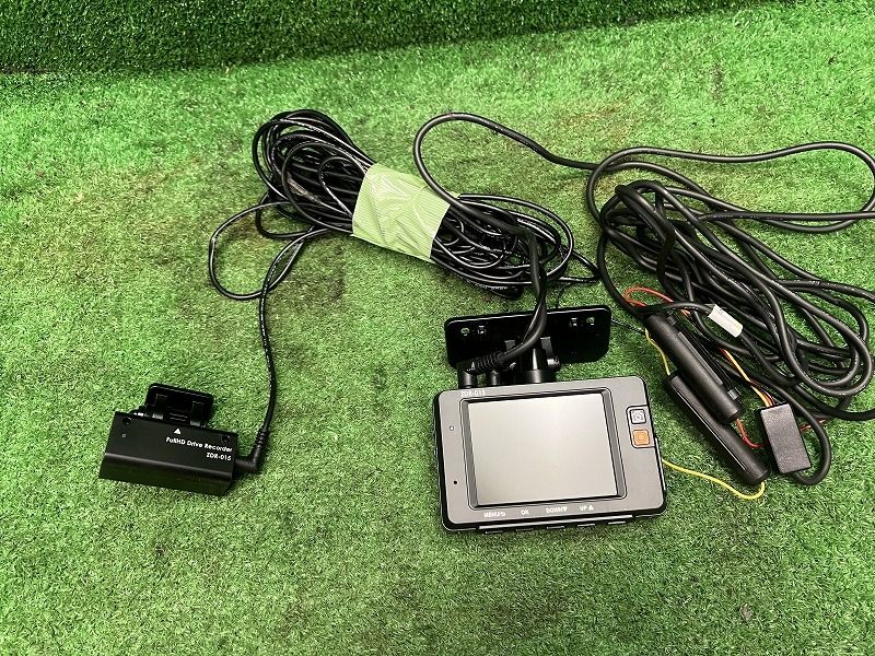 ドライブレコーダー ZDR-015 | COMTEC 株式会社コムテック ドライブ