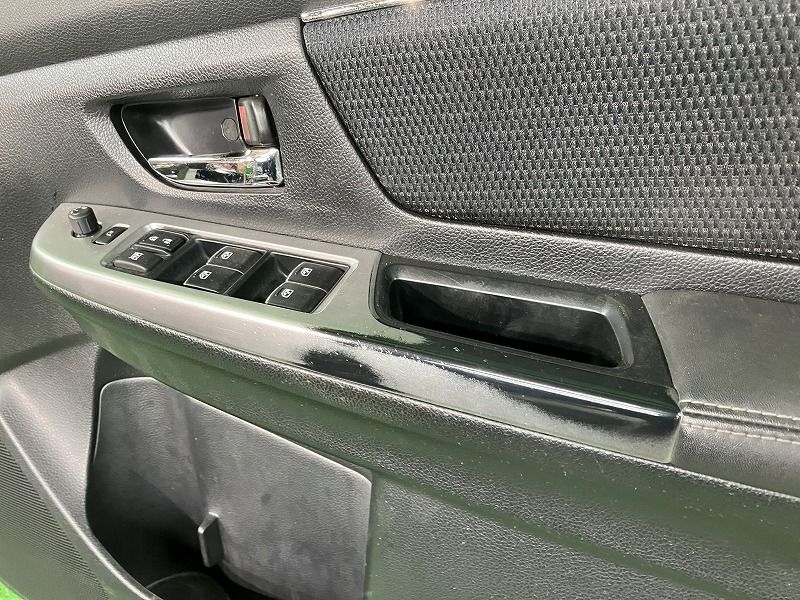 車 レヴォーグ VM4 右フロントドア 1.6GTアイサイト Sスタイル 4WD 