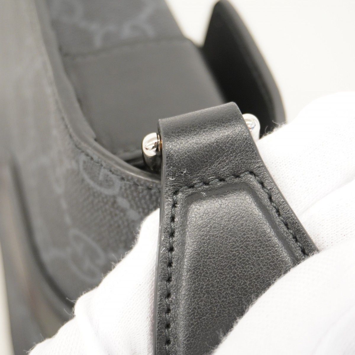 グッチ ショルダーバッグ