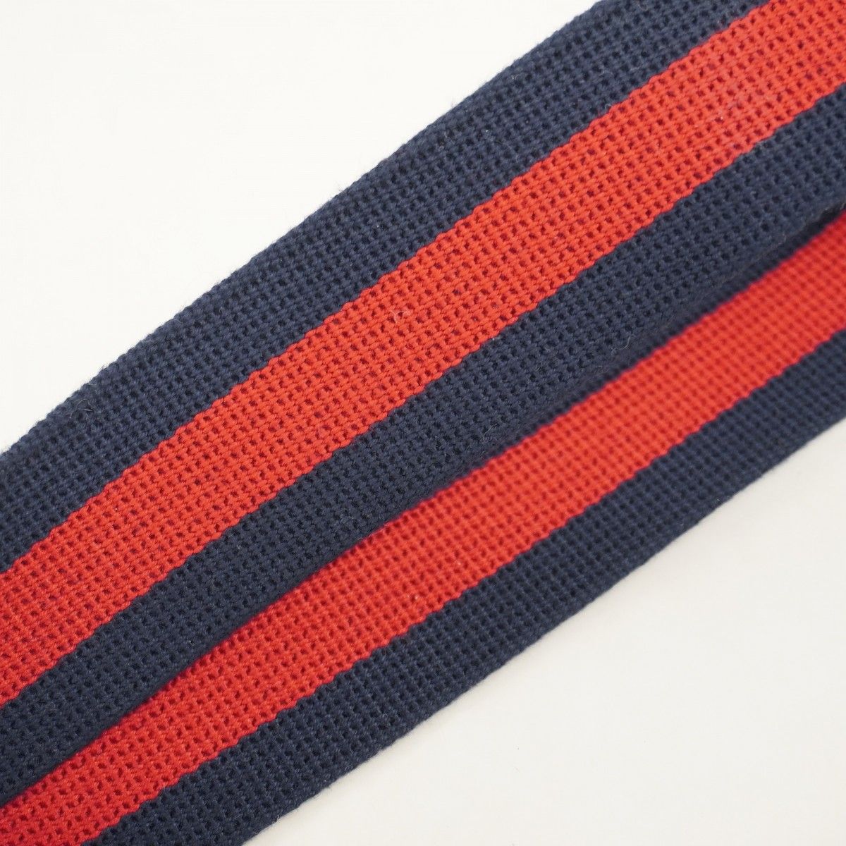 グレー シルバー金具