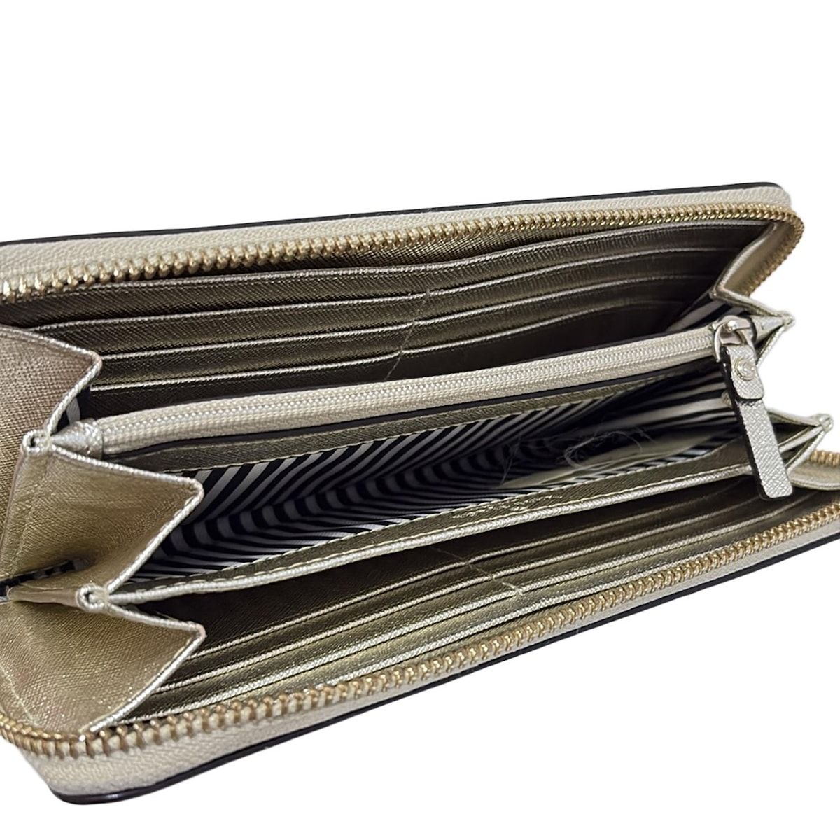  Kate spade ケイトスペード 長財布 ゴールド ラウンドファスナー レザー その他 小物