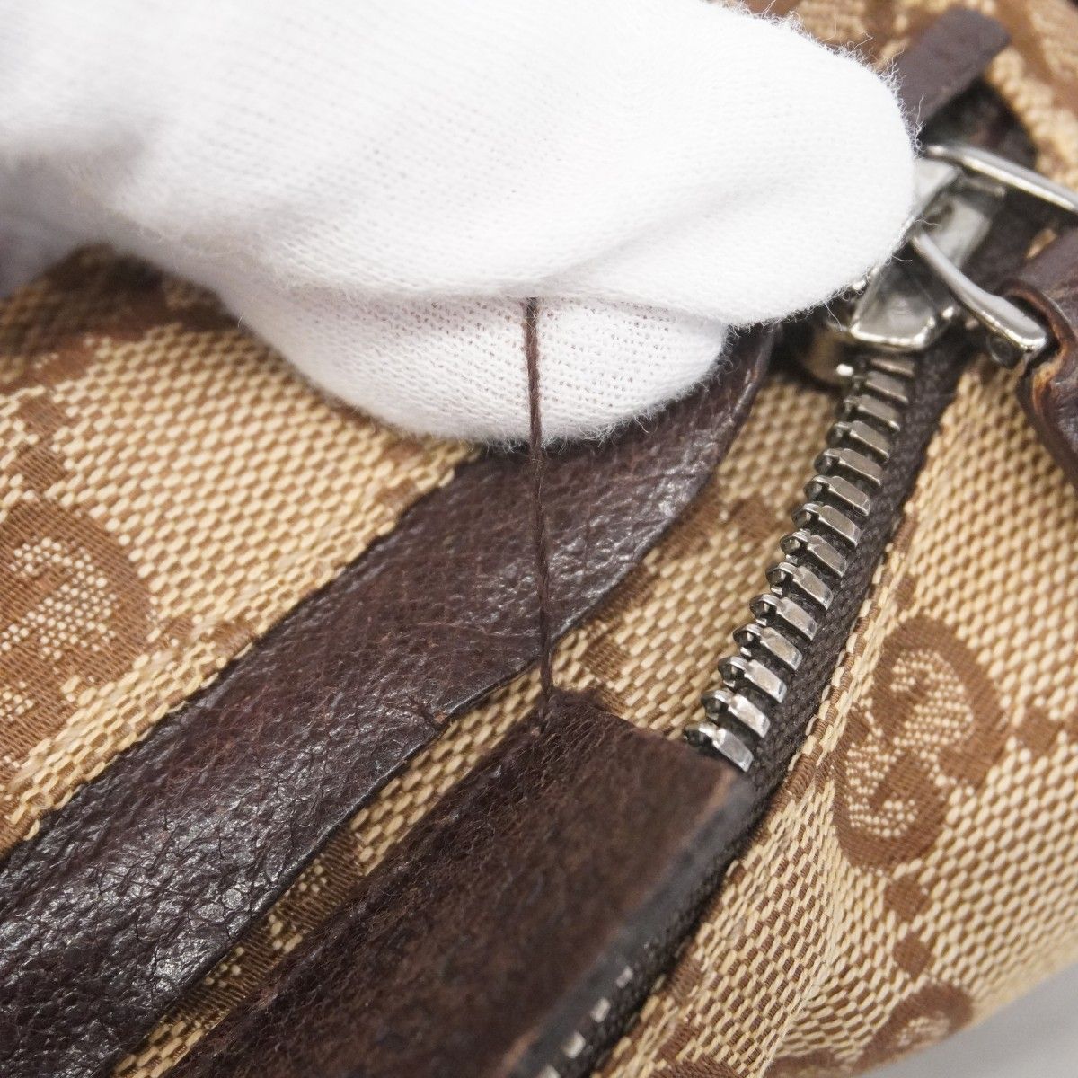 28566 キャンバス