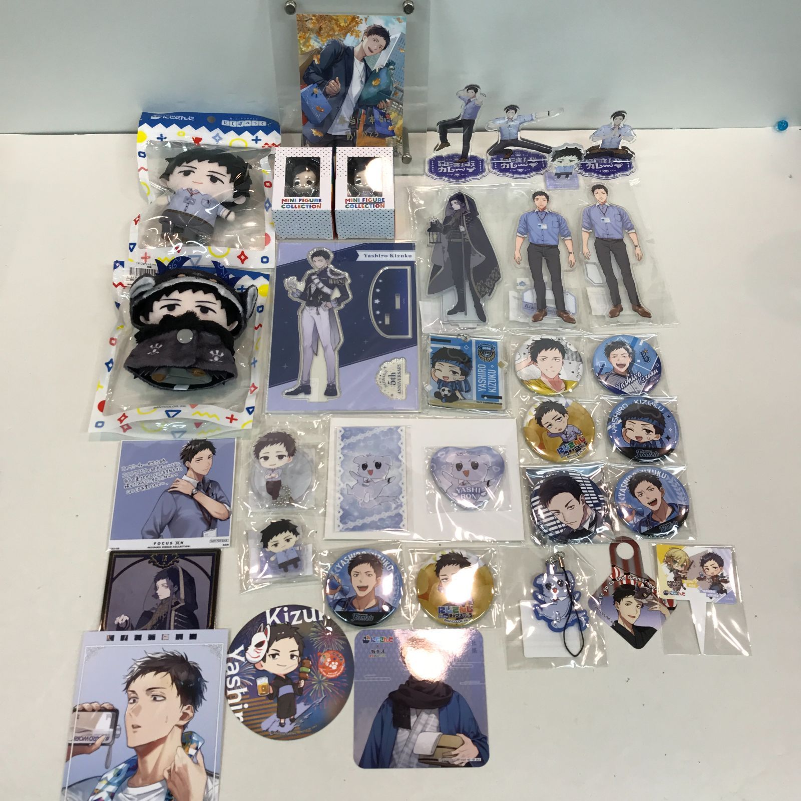 八戸第2-60-378 にじさんじ 社築 アクスタ 缶バッジ 他 グッズ まとめ