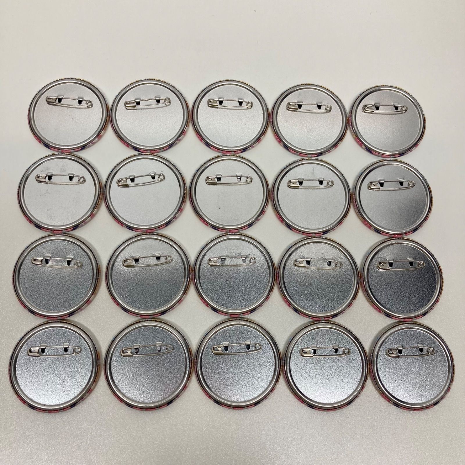 プロセカ 桃井愛莉 グリッター缶バッジ 20個セット イベントイラスト