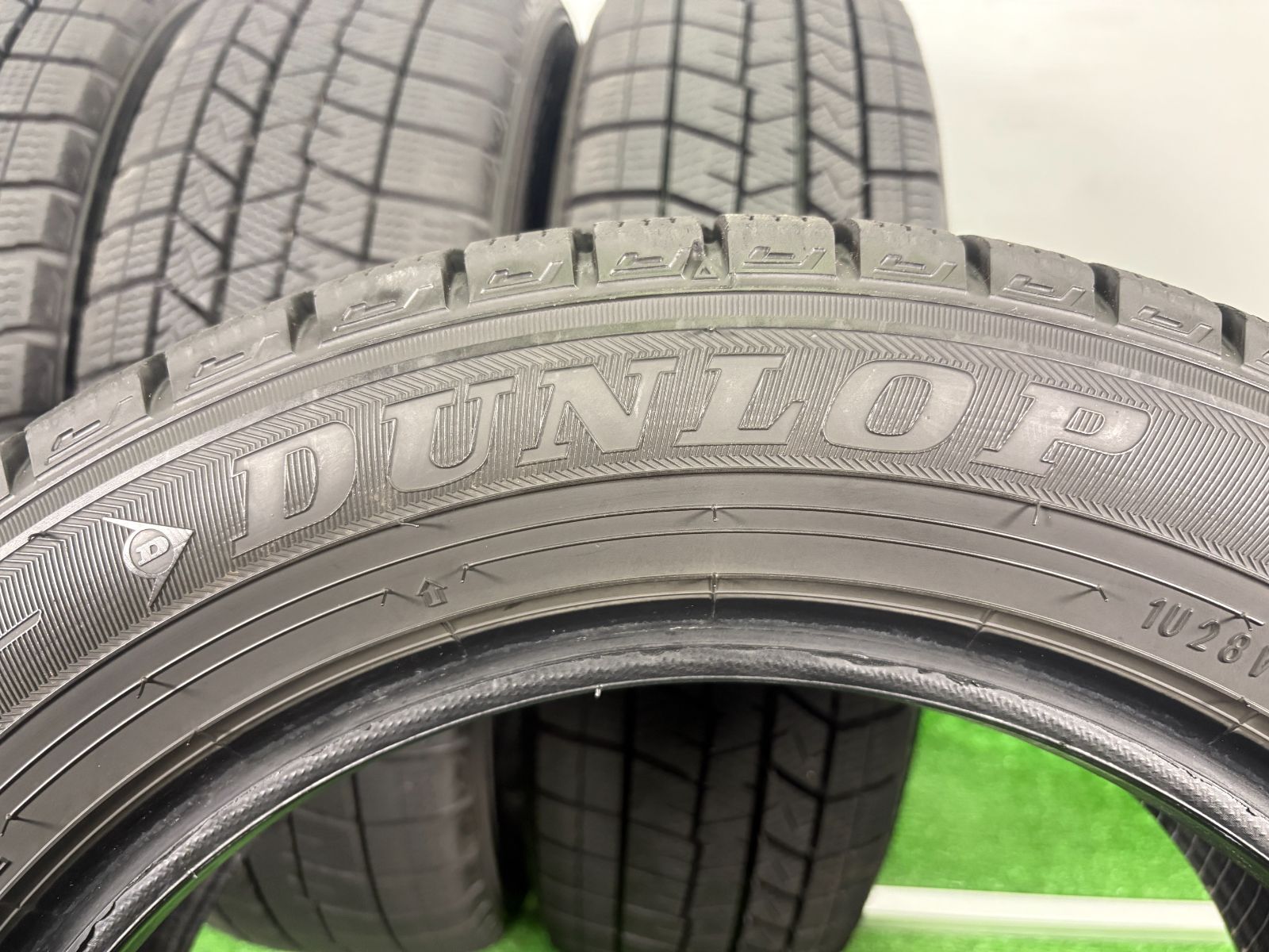 タイヤ スタッドレス