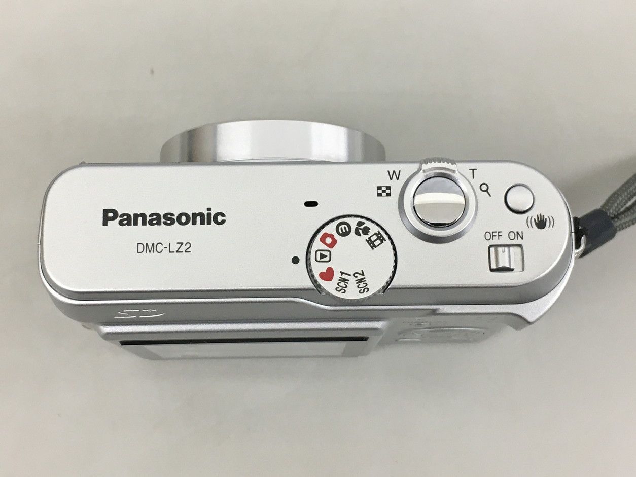 LUMIX デジタルカメラ シルバー 500万画素 パナソニック DMC-FX7 ｼﾙｷｰ