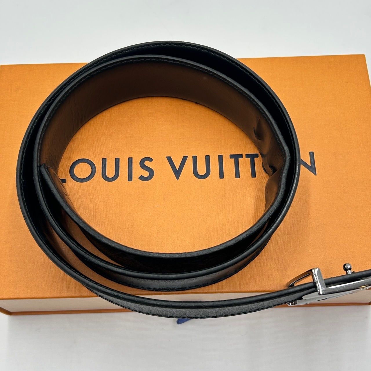 ✨極上美品✨ルイヴィトン エクリプス サンチュール ベルト✨ ❣️ルイヴィトン❣️モノグラムエクリプス•サンチュール