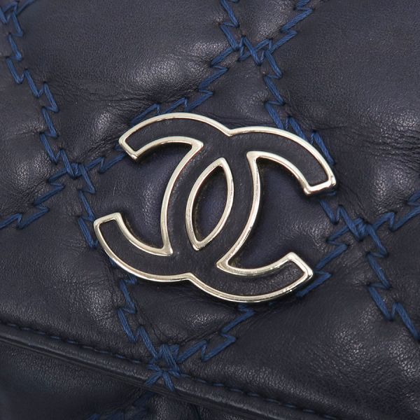 シャネル ウルトラステッチ･チェーンウォレット