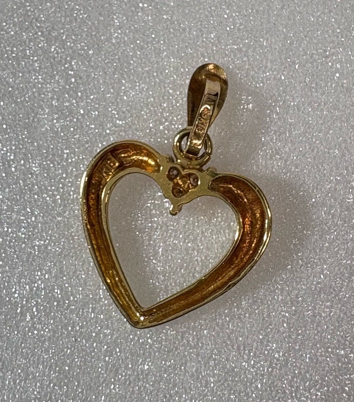 K 18 ネックレストップ チャーム ハート ダイヤ
