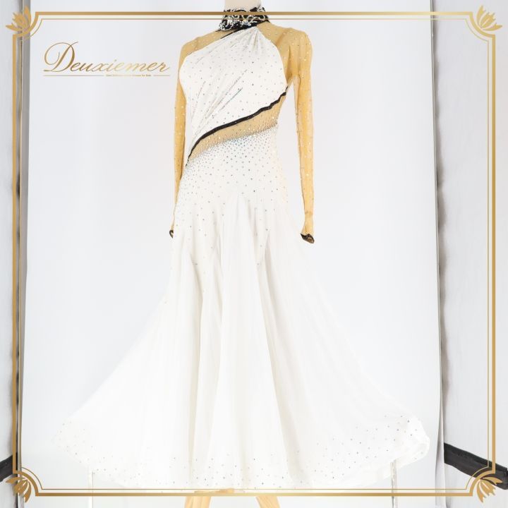 社交ダンス 衣装 ドレス ドレス ワンピース 白 デモ 競技 HIROKO YAMAGUCHI ヒロコヤマグチ パーティ 発表会 上品 感 ホワイト系 フォーマル ドレス レディース デザイン エレガント ふんわり パーティ