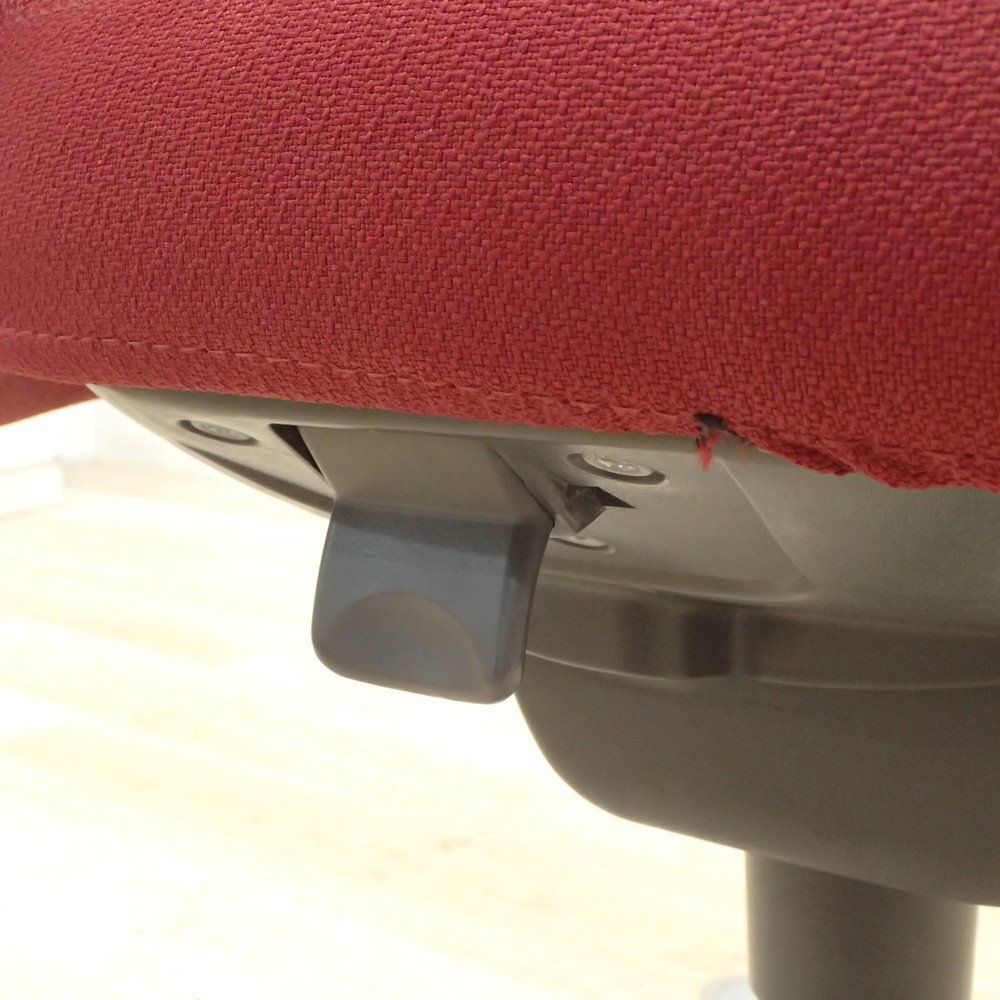  KOKUYO コクヨ エクサージュ 肘無オフィスチェア CR G750KN レッド 事務椅子 パソコンチェア ワーク 布張り EG18621 オフィス家具 座布団付き オフィスチェア ワークチェア 椅子 チェア