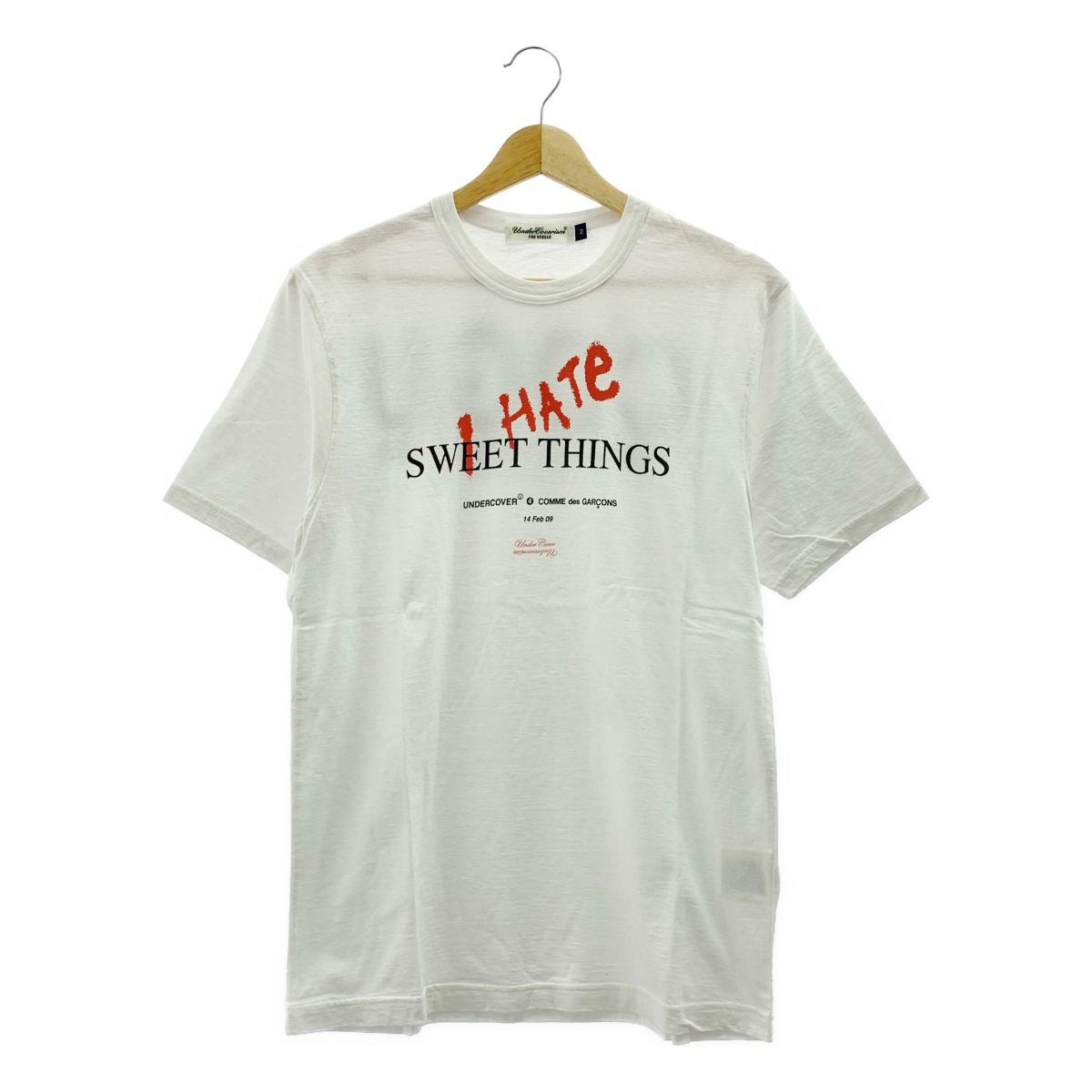 UNDERCOVERISM アンダーカバイズム × COMME des GARCONS SWEET THINGS プリントTシャツ 2 ホワイト メンズ