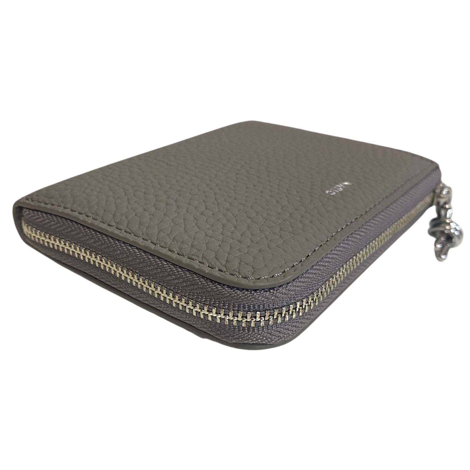 ヴァジック ラウンドマルチポケット