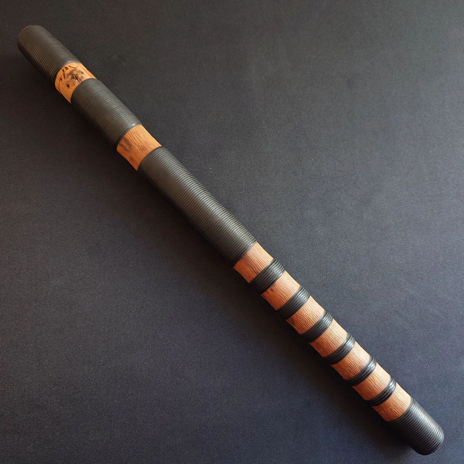 龍笛】新古管 煤竹 黒色 本漆 籐巻 黒頭 桐箱付き／雅楽／神楽 - メルカリ