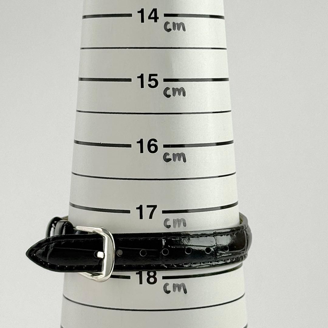 ブラック文字盤