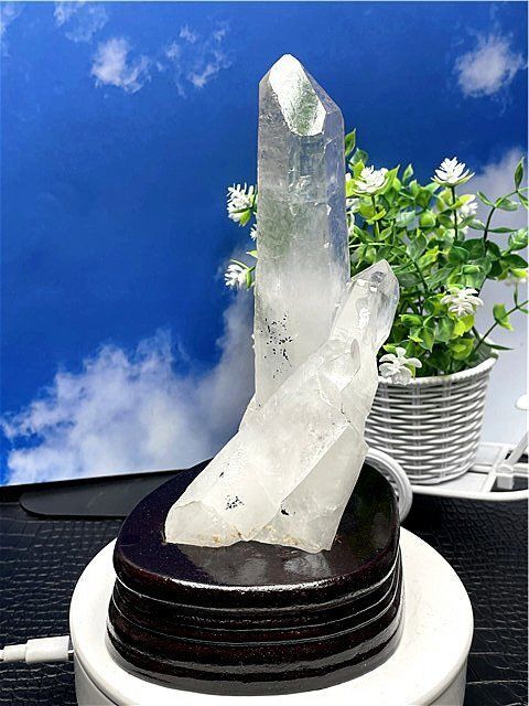 超強いパワー 藍針入り 天然水晶クラスターB 88 B 6 202 76 A