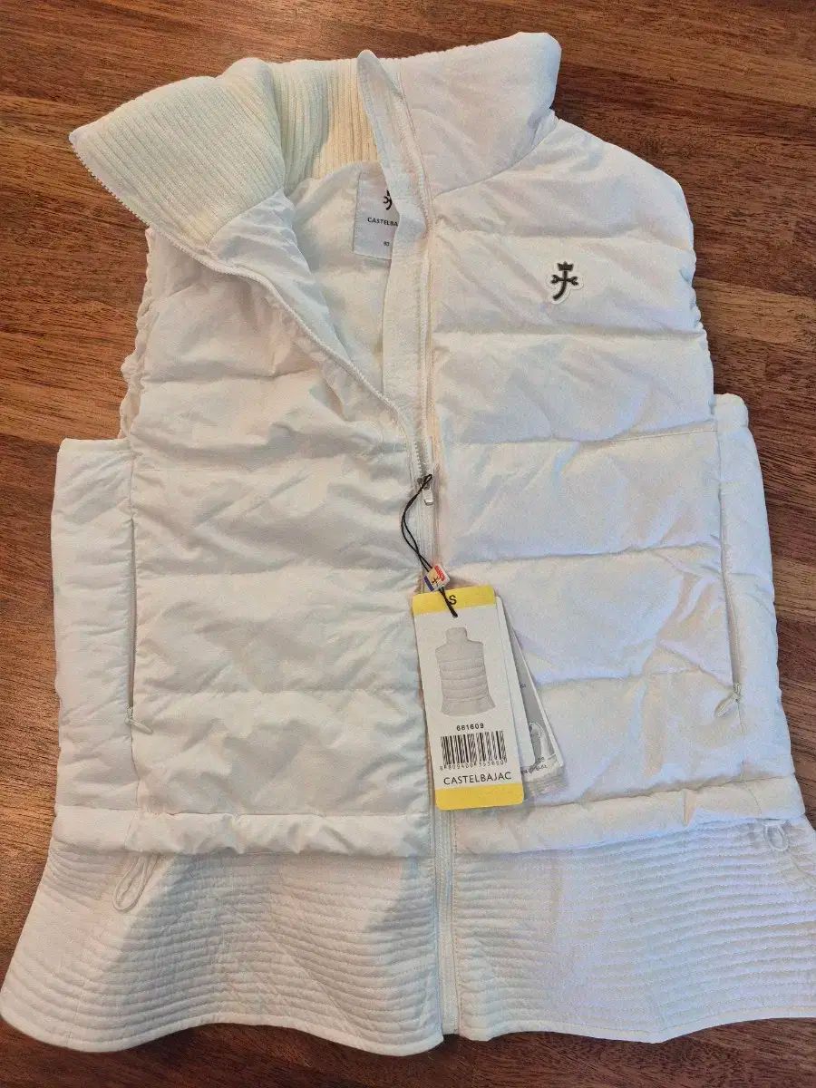  カステルバジャック レディース 白 ダウン ベスト その他 レディースウェア