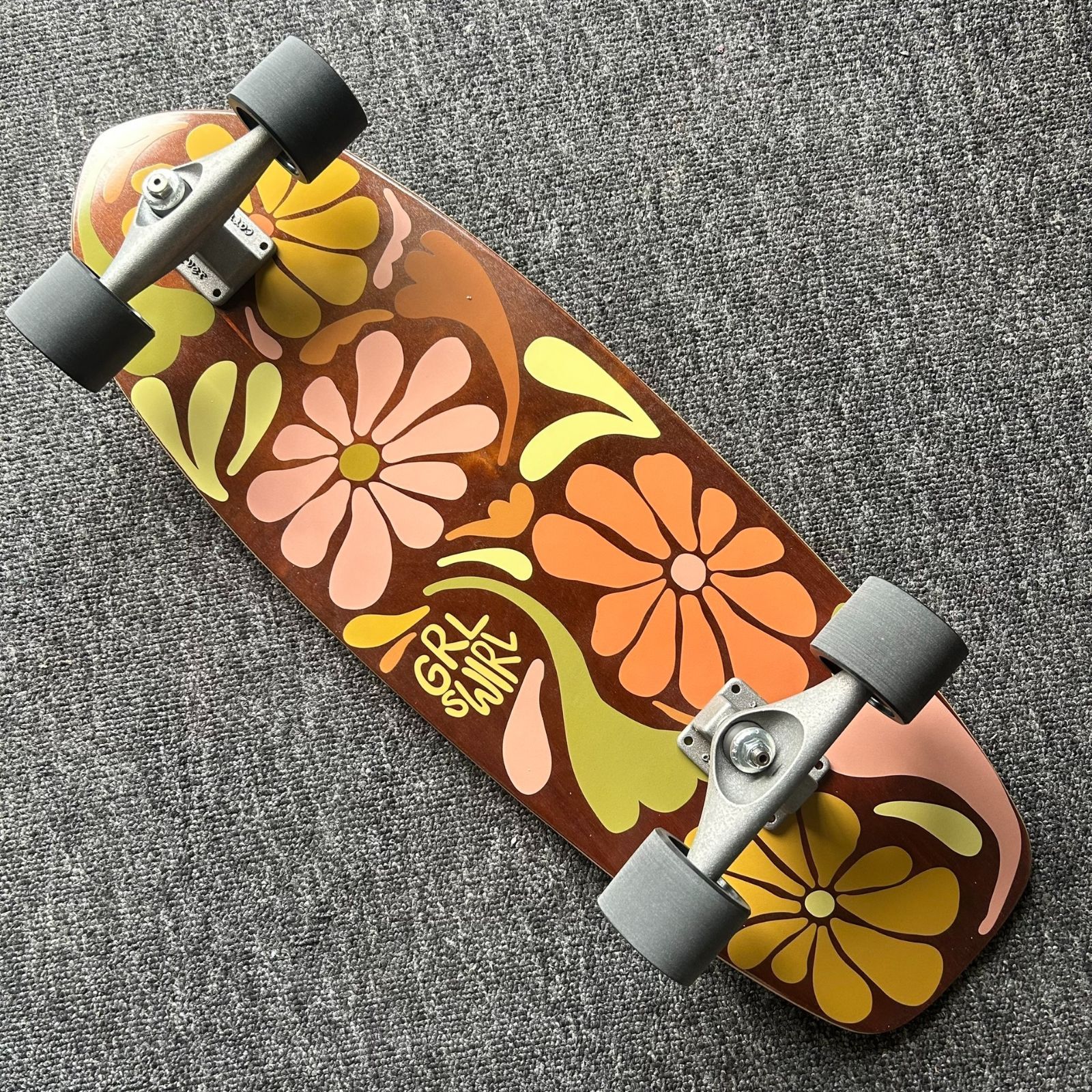 Carver 31インチ サーフスケート CX 4